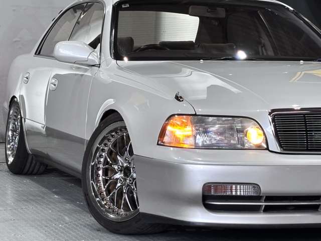 1993 Toyota Crown Majesta – thumbnail 3