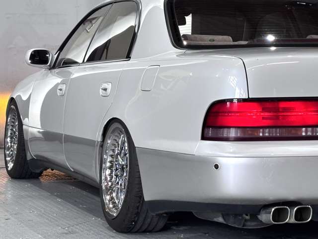 1993 Toyota Crown Majesta – thumbnail 4
