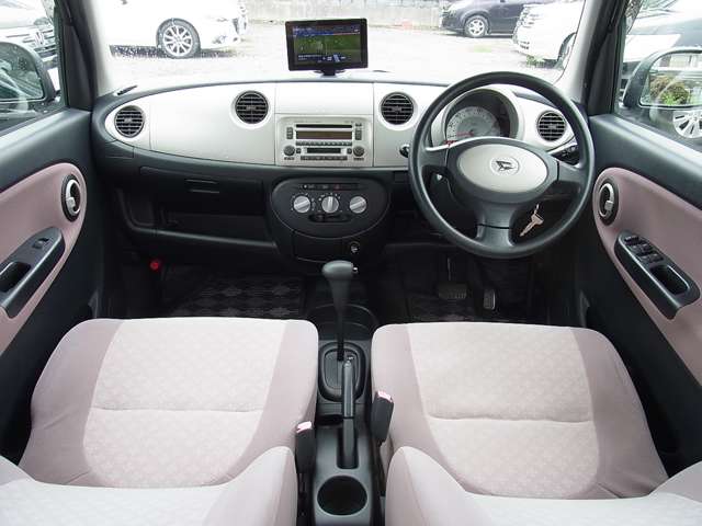2005 Daihatsu Mira Gino – thumbnail 3