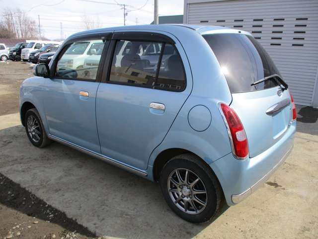2005 Daihatsu Mira Gino – thumbnail 4
