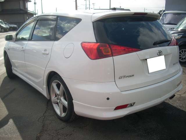 2003 Toyota Caldina – thumbnail 4