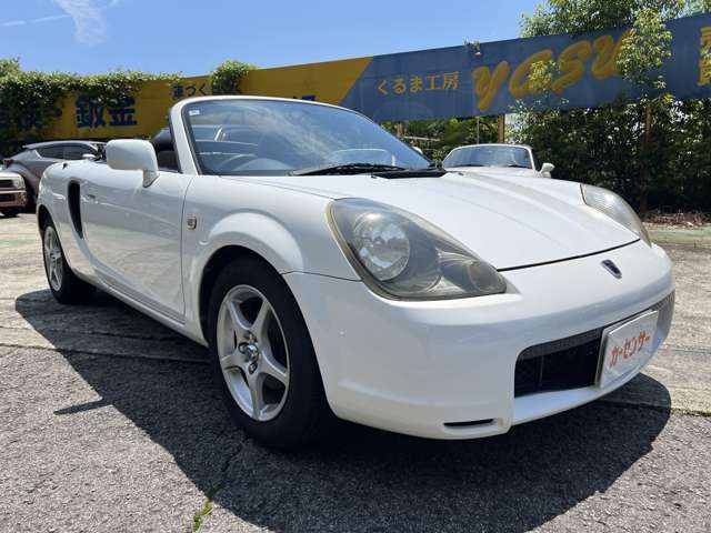 2000 Toyota MR-S – thumbnail 3