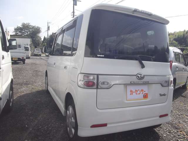 2006 Daihatsu Tanto – thumbnail 4