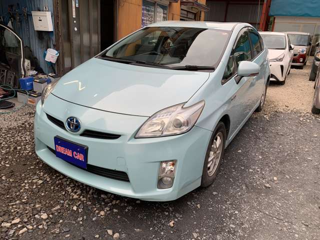 2010 Toyota Prius – thumbnail 3