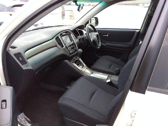 2005 Toyota Kluger Hybrid – thumbnail 3