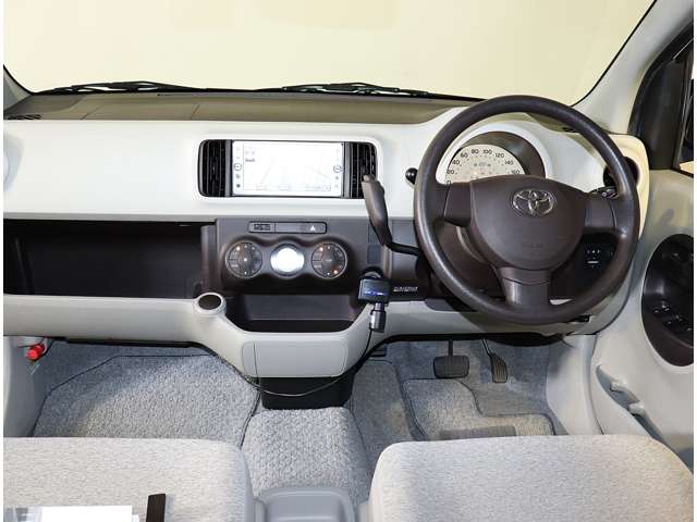 2010 Toyota Passo – thumbnail 2