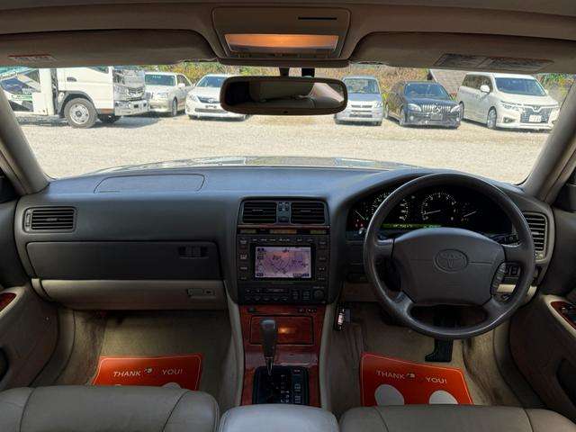 1997 Toyota Celsior – thumbnail 4