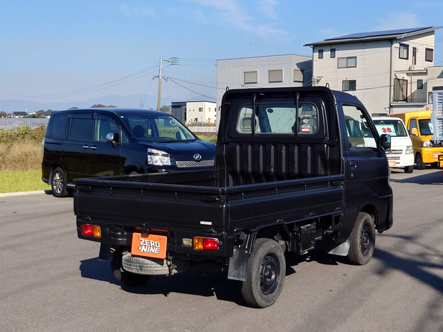 2005 Daihatsu Hijet Truck – thumbnail 2