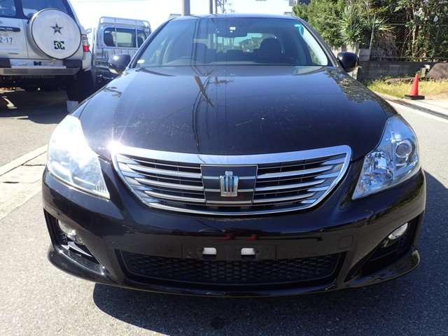 2008 Toyota Crown Hybrid – thumbnail 2