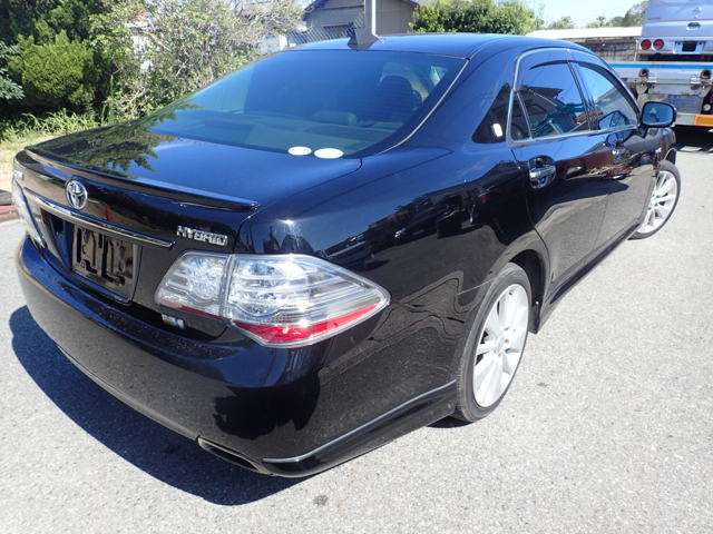 2008 Toyota Crown Hybrid – thumbnail 4