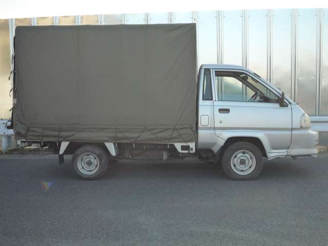 2005 Toyota LiteAce Track – thumbnail 3