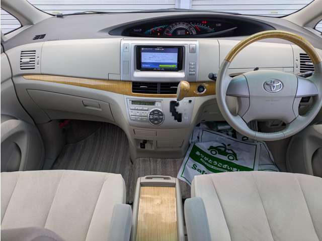 2007 Toyota Estima – thumbnail 3