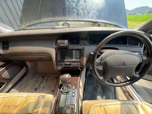 1995 Toyota Crown Majesta – thumbnail 3