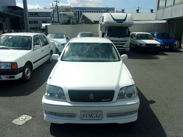 2000 Toyota Crown Athlete – thumbnail 2