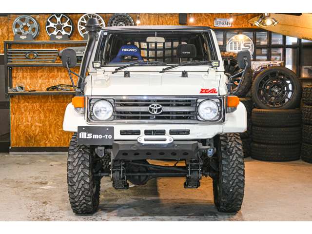1993 Toyota Land Cruiser 70 – thumbnail 3