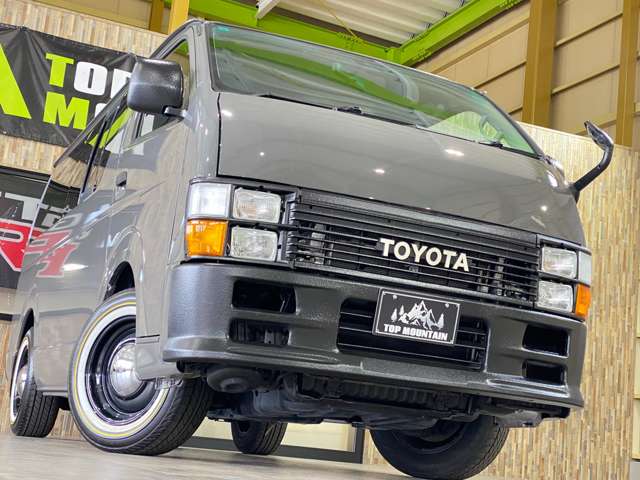 2005 Toyota Hiace – thumbnail 3