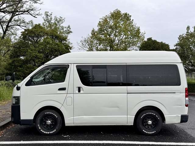2007 Toyota Hiace – thumbnail 4