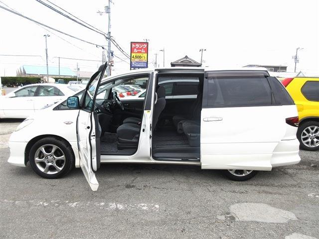 2003 Toyota Estima – thumbnail 4