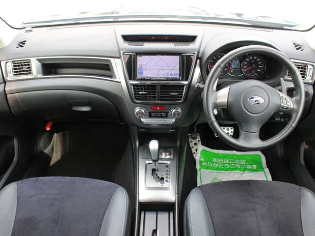 2011 Subaru Exiga – thumbnail 4