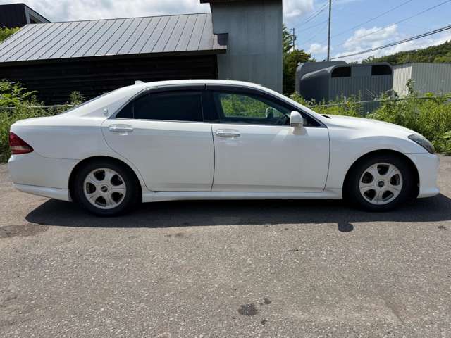 2008 Toyota Crown Athlete – thumbnail 4