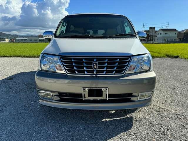 2001 Toyota Grand Hoace – thumbnail 2