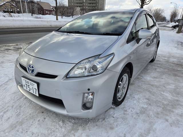2010 Toyota Prius – thumbnail 4