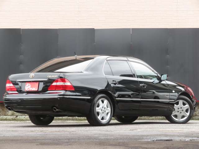 2004 Toyota Celsior – thumbnail 3