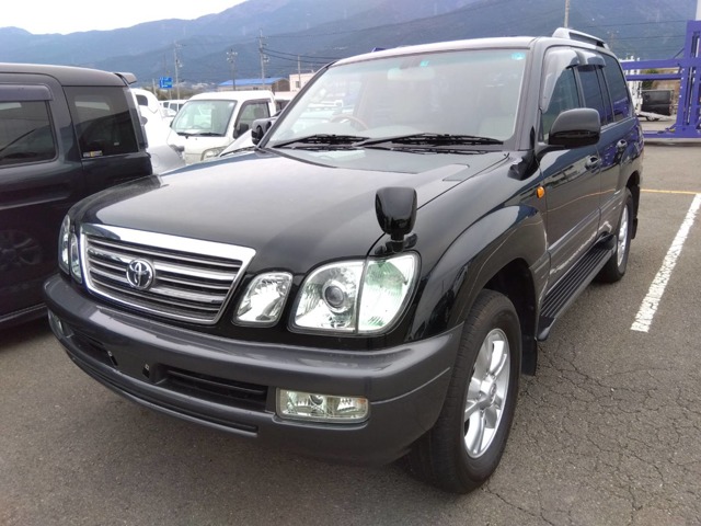 2004 Toyota Land Cruiser Cygnus