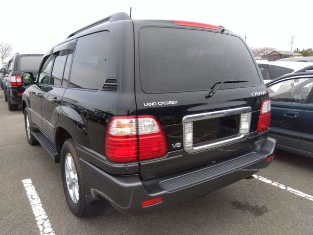 2004 Toyota Land Cruiser Cygnus – thumbnail 2