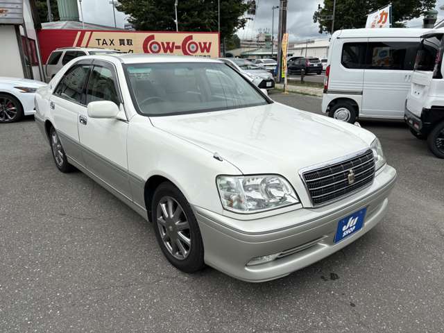 2003 Toyota Crown Royal – thumbnail 2