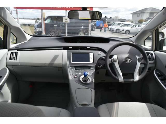 2010 Toyota Prius – thumbnail 4