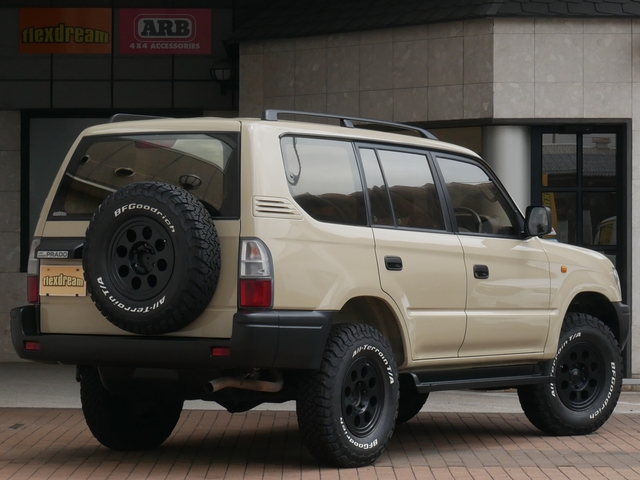 2002 Toyota Land Cruiser Prado – thumbnail 3