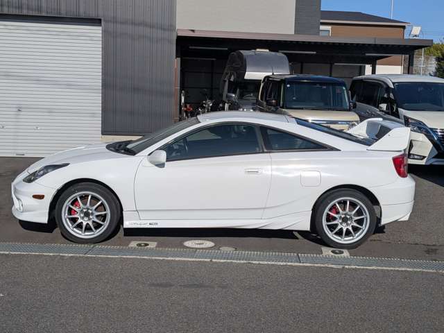 2001 Toyota Celica – thumbnail 3