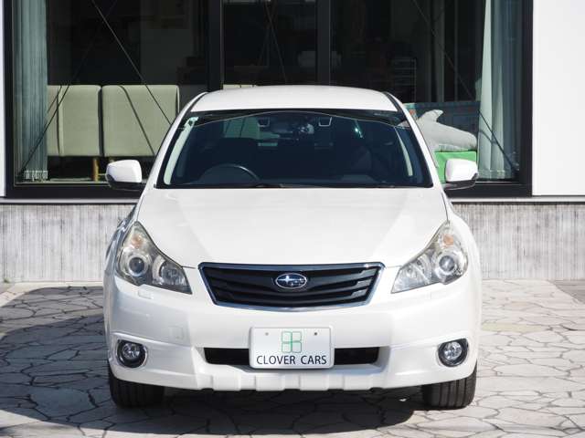 2011 Subaru Legacy Outback – thumbnail 2