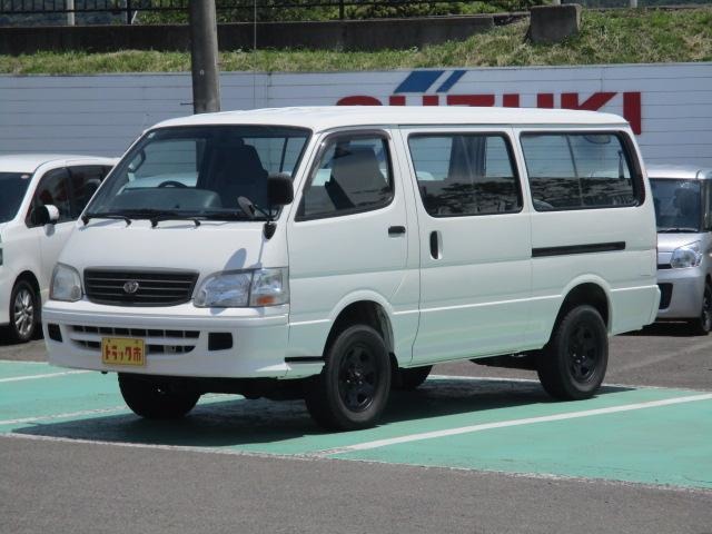 2000 Toyota Hiace
