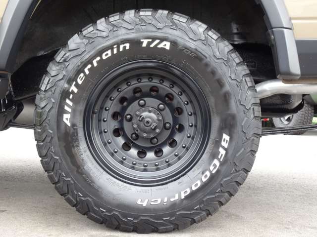 1993 Toyota Land Cruiser 70 – thumbnail 3