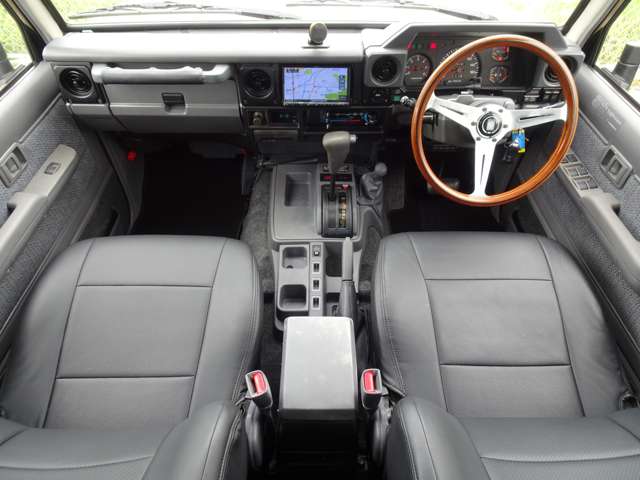 1993 Toyota Land Cruiser 70 – thumbnail 4