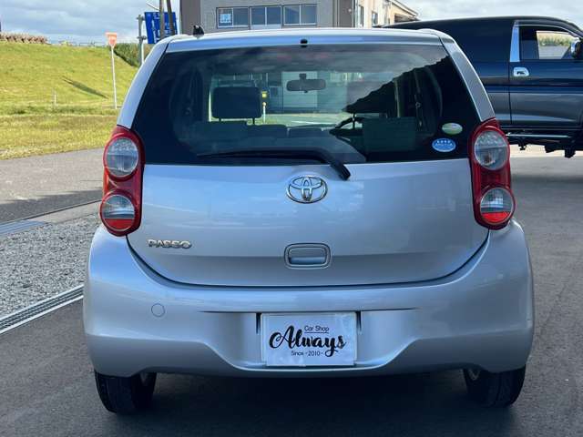 2011 Toyota Passo – thumbnail 4