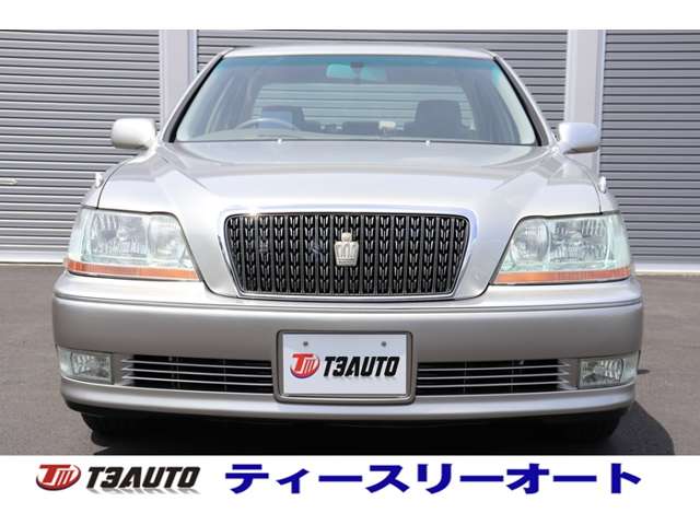 2002 Toyota Crown Majesta – thumbnail 2