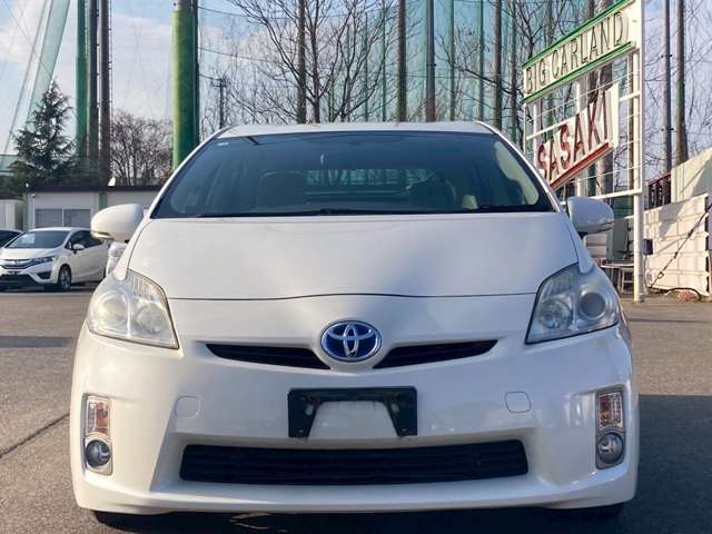 2010 Toyota Prius – thumbnail 2
