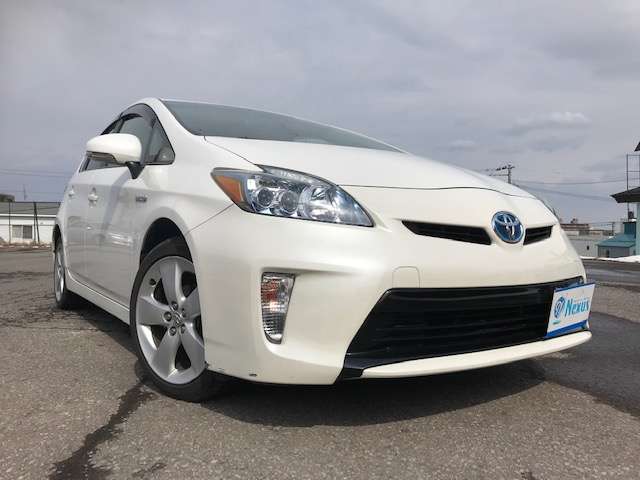 2010 Toyota Prius – thumbnail 3