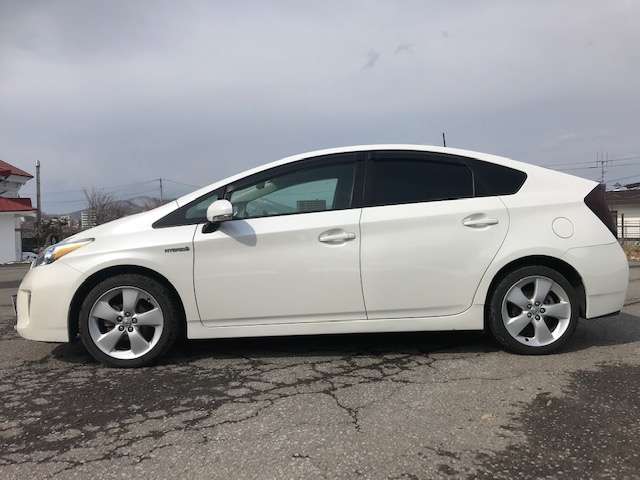 2010 Toyota Prius – thumbnail 4