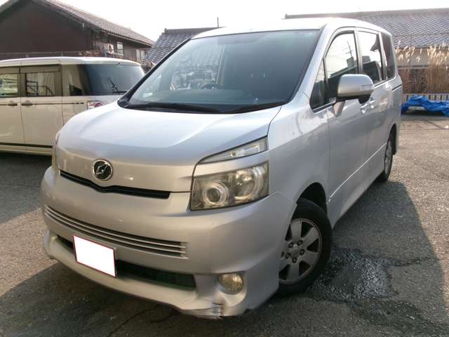 2009 Toyota Voxy – thumbnail 3