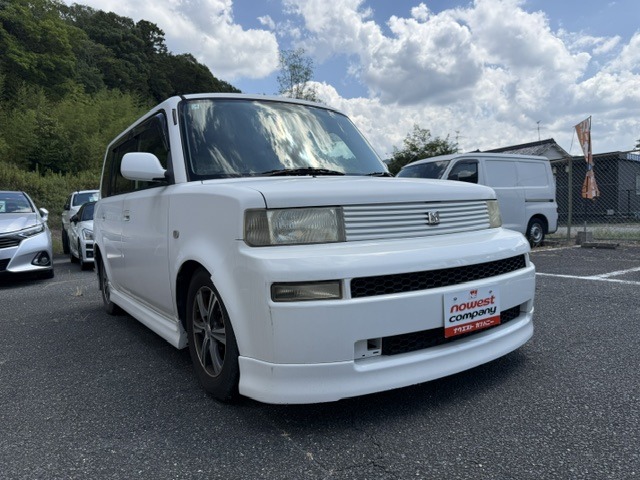 2004 Toyota bB