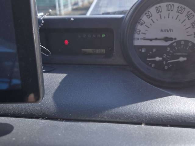 2002 Toyota bB – thumbnail 4