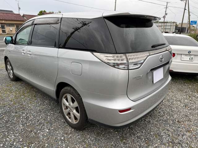 2006 Toyota Estima Hybrid – thumbnail 4