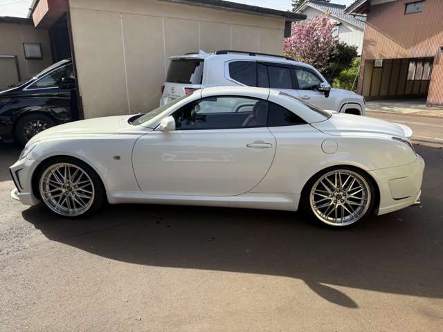 2005 Toyota Soarer – thumbnail 4