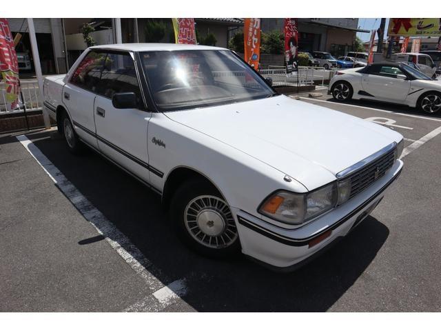 1990 Toyota Crown – thumbnail 3