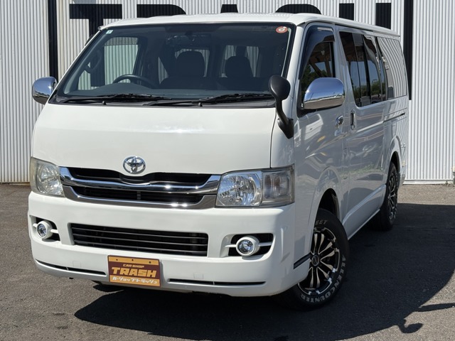 2010 Toyota Hiace