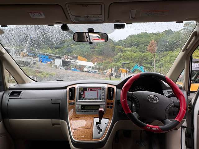 2006 Toyota Alphard – thumbnail 3